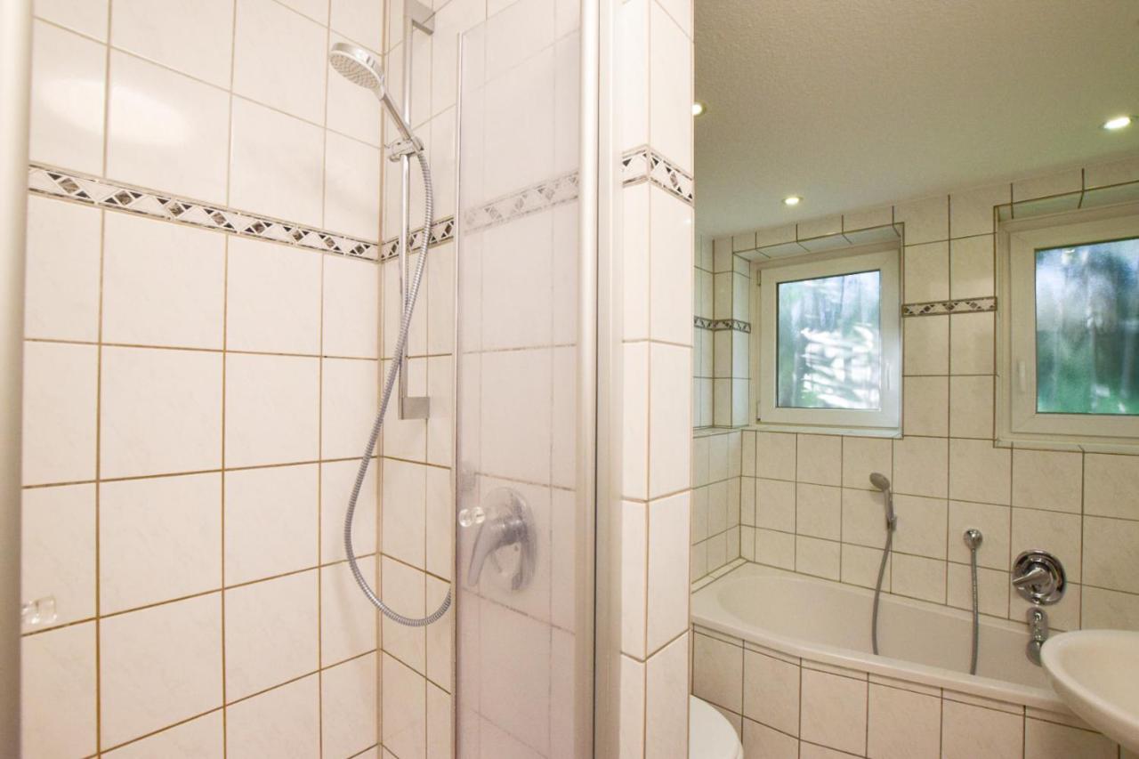 Raj Living - 1 , 3 And 4 Room Apartments - 20 Min Messe Dus & Airport Dus Meerbusch Exterior foto