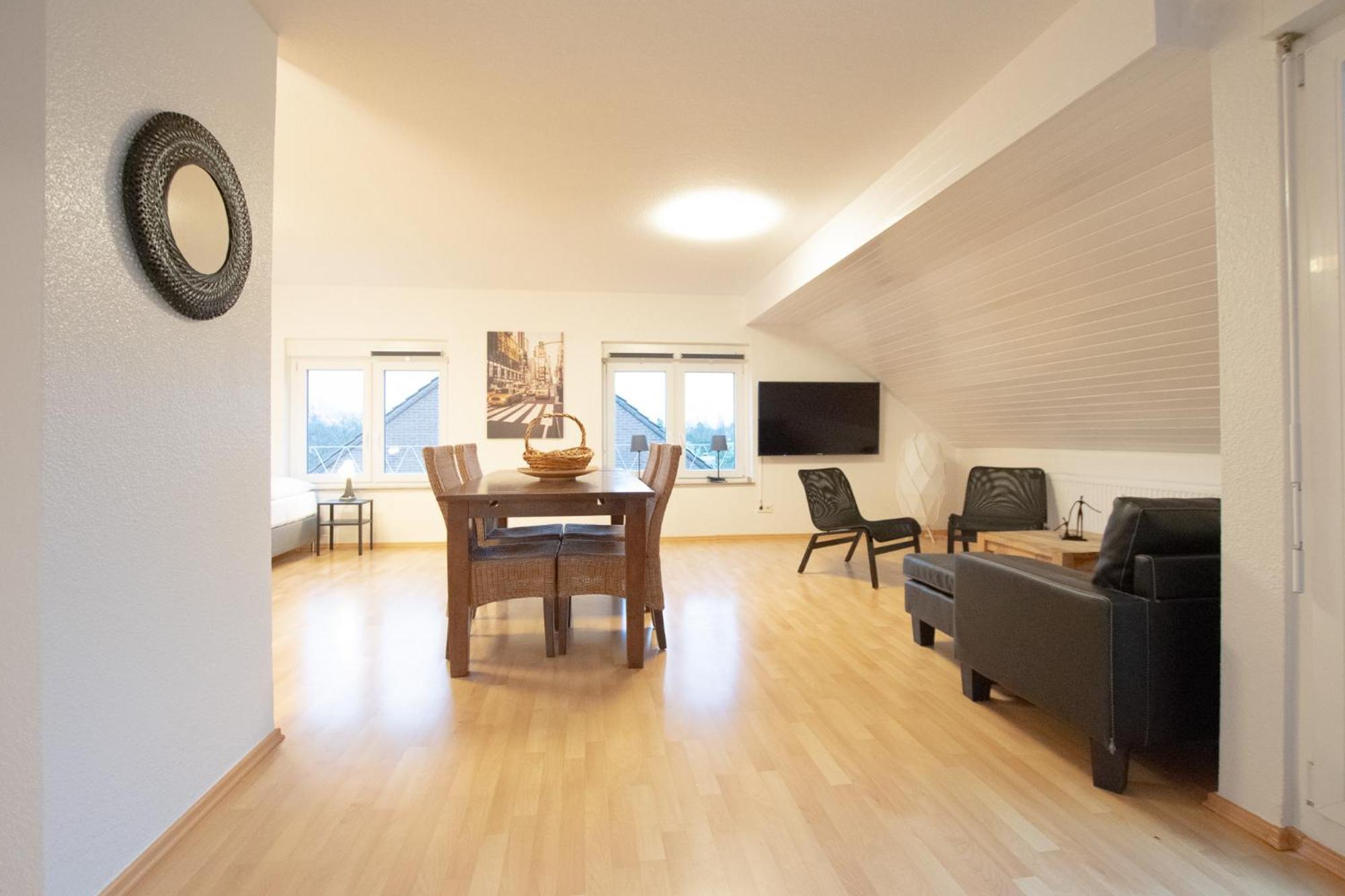 Raj Living - 1 , 3 And 4 Room Apartments - 20 Min Messe Dus & Airport Dus Meerbusch Exterior foto